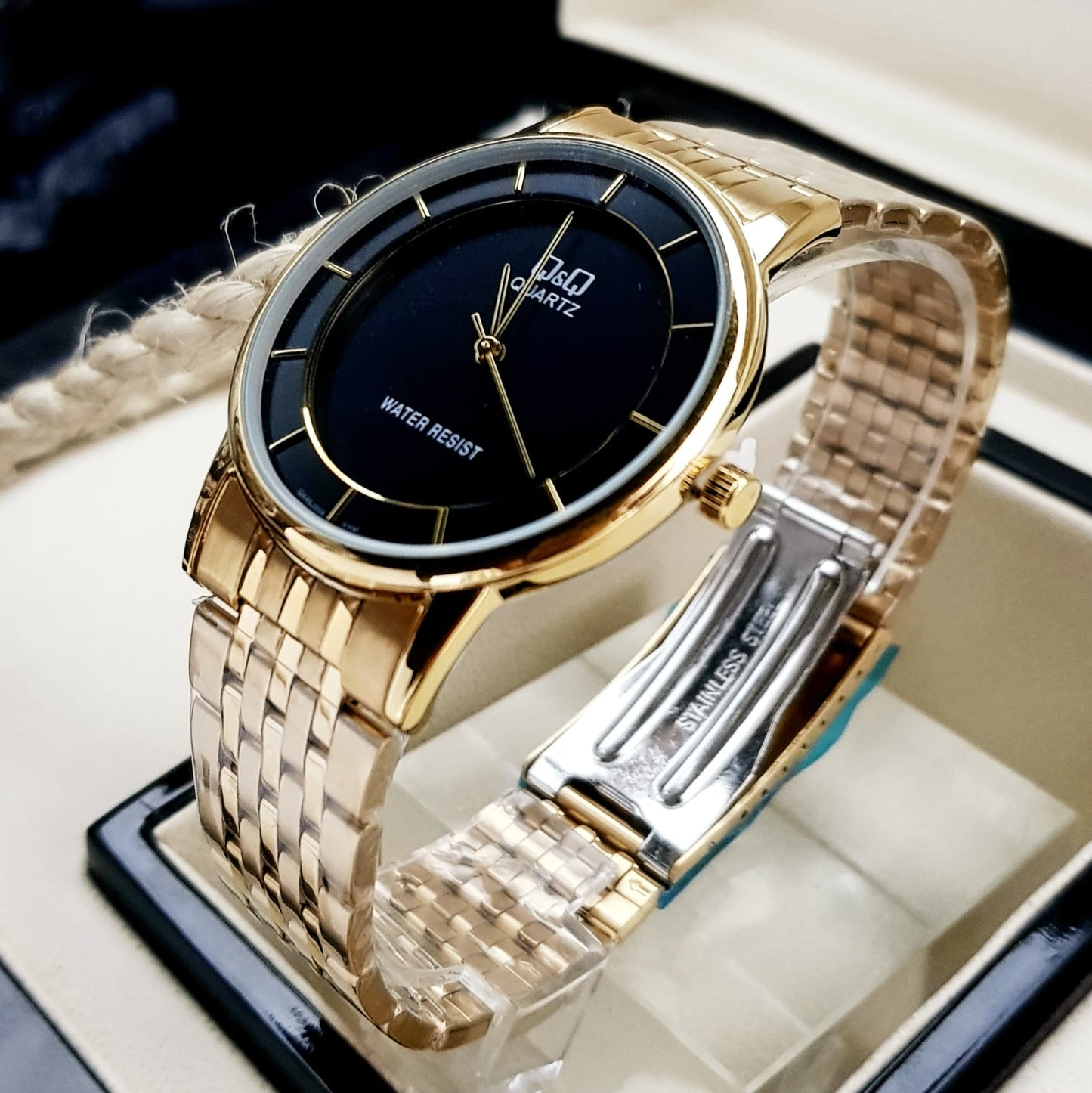 Reloj Q&Q - QA56J204